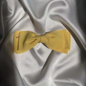 yellowieee bow
