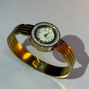 onixe cuff watch