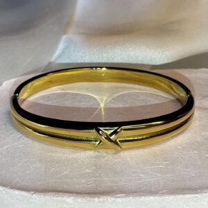 irissa cuff bracelet